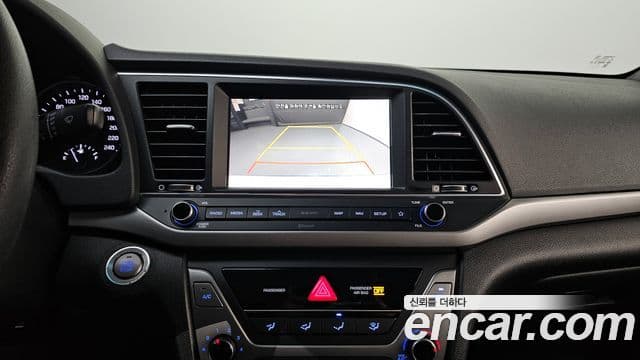 Hyundai Avante AD 1.6 GDI Value Plus, 2018 17