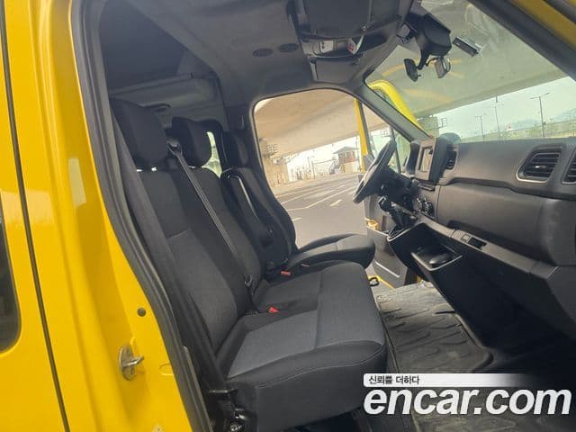 Renault Korea(Samsung) Master 15인승, 2020 17