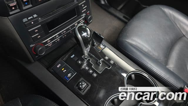 Kia Mohave 4WD KV300, 2012 9