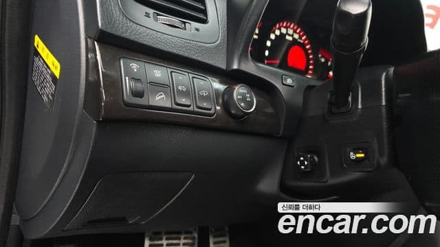 Kia Mohave 4WD KV300, 2012 14