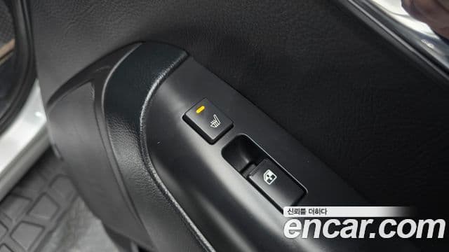 Kia Mohave 4WD KV300, 2012 18