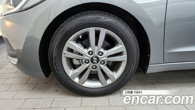 Hyundai Avante AD Modern, 2017 все фото