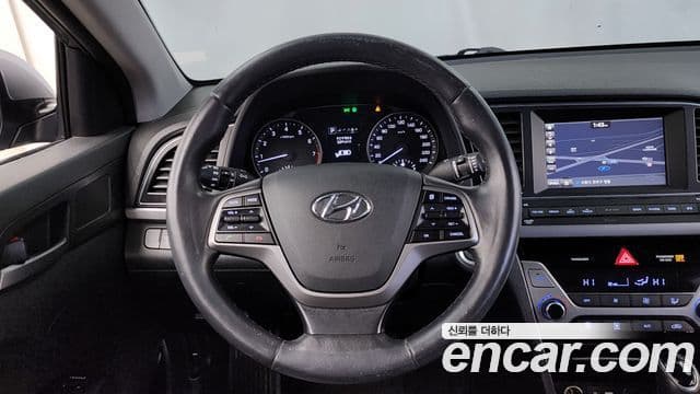 Hyundai Avante AD Modern, 2017 13