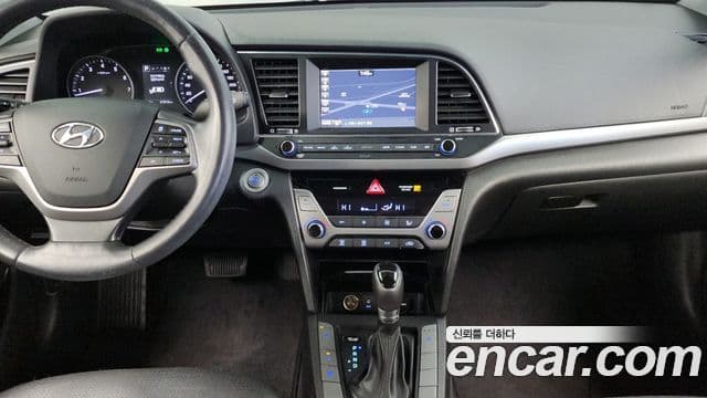 Hyundai Avante AD Modern, 2017 14