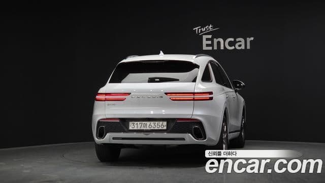 Genesis GV70, 2022 4