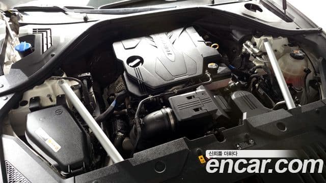 Genesis GV70, 2022 6