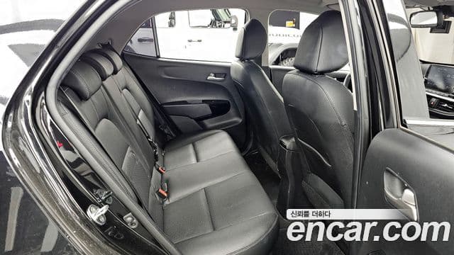 Kia Morning Urban (JA) Signature, 2023 12