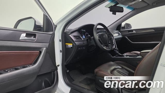 Hyundai LF Sonata 2.0 Care Plus, 2017 11