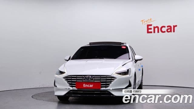 Hyundai Sonata гибрид (DN8) Premium Plus, 2023 3