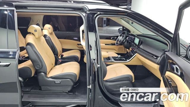 Kia Carnival 4세대 Signature, 2023 12