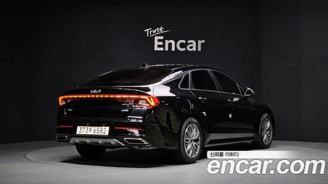 Kia K5 гибрид 3세대 Signature, 2022 2