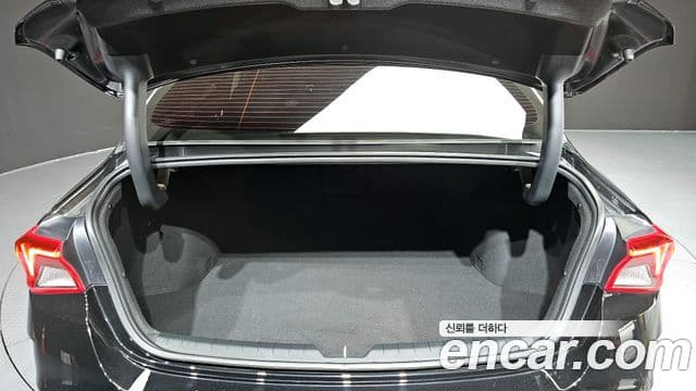 Kia K5 гибрид 3세대 Noblesse, 2023 20