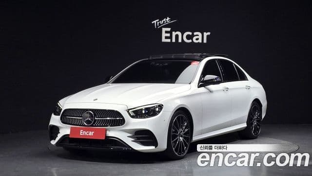 Mercedes-Benz E-класс W213 AMG Line, 2023 1