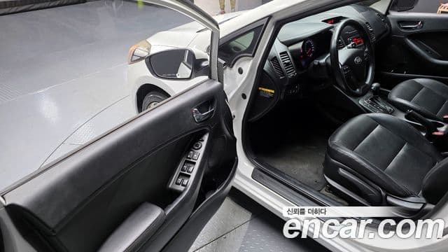 Kia K3 Prestige, 2013 11