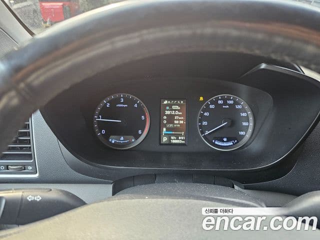 Hyundai 쏠라티 Luxury, 2018 8