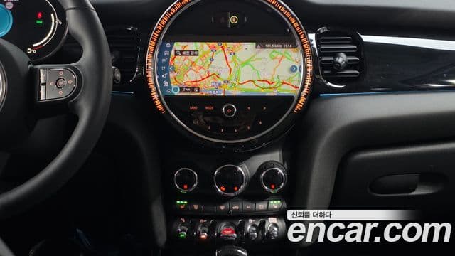 Mini Cooper 3세대, 2024 14