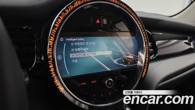 Mini Cooper 3세대, 2024 16