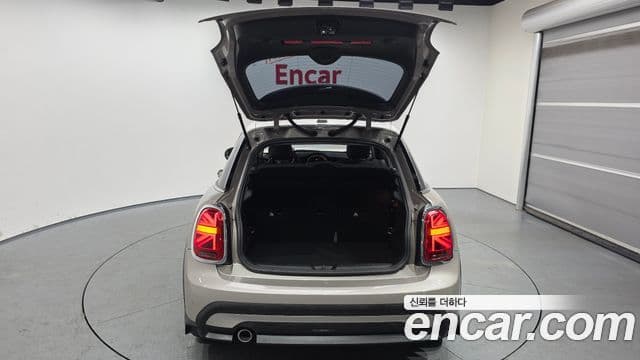 Mini Cooper 3세대, 2024 20