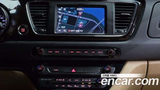 Kia The / новый New Carnival Special, 2019 14