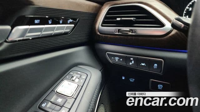 Genesis G90 Prestige, 2019 18