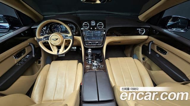 Bentley Bentayga 4.0 V8, 2020 7