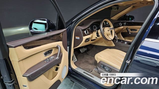 Bentley Bentayga 4.0 V8, 2020 10