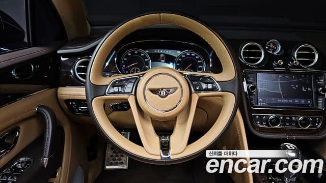 Bentley Bentayga 4.0 V8, 2020 13