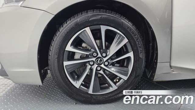 Lexus CT200h ZWA10, 2018 все фото