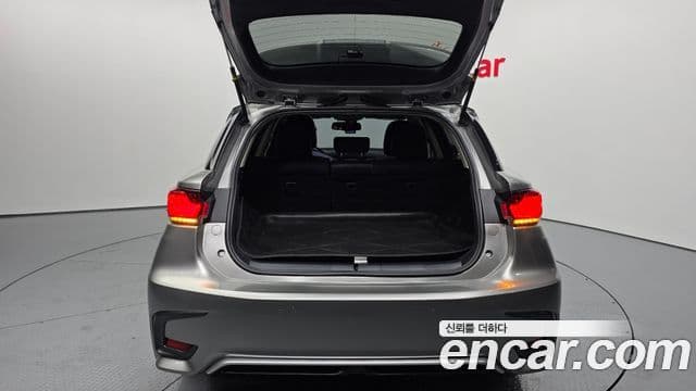 Lexus CT200h ZWA10, 2018 20