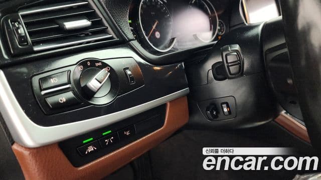 BMW 5시리즈 (F10) 520d xDrive M Aero Dynamic, 2016 16