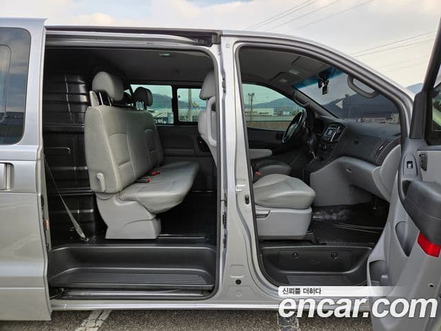 Hyundai Grand Starex Smart, 2017 12