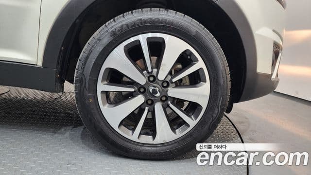 KG모빌리티(SsangYong) New Korando C люксовая версия, 2015 все фото