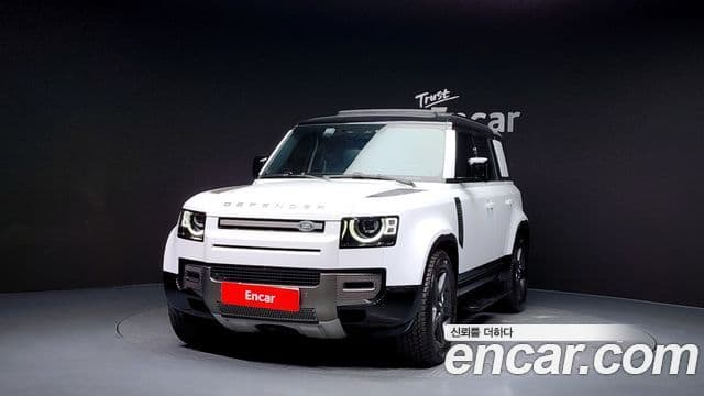 Land Rover Defender (L663) 110 D250 X-Dynamic SE, 2025 3