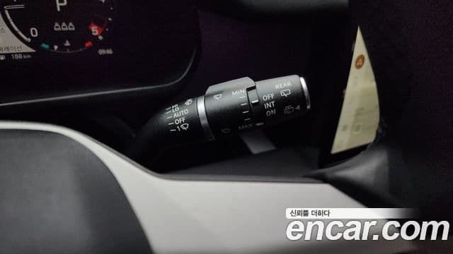 Land Rover Defender (L663) 110 D250 X-Dynamic SE, 2025 17