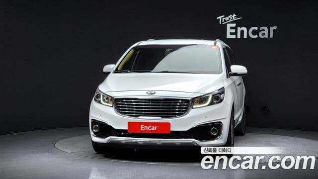 Kia All New Carnival Noblesse, 2017 3