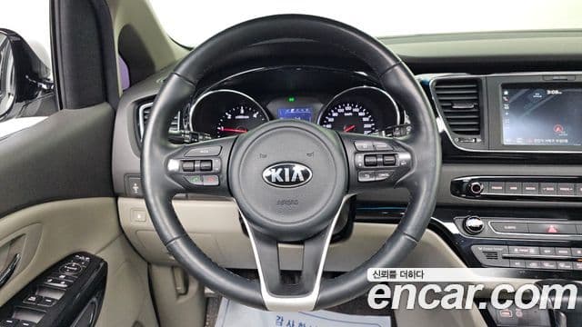 Kia All New Carnival Prestige, 2017 14