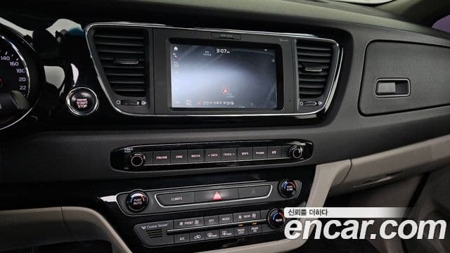 Kia All New Carnival Prestige, 2017 15