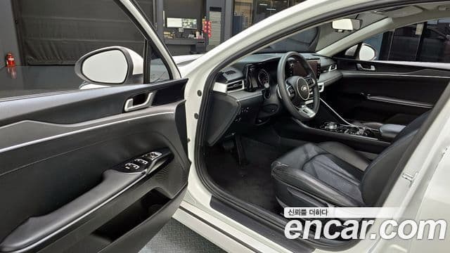 Kia K5 3세대 Trendy, 2020 11