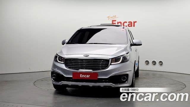 Kia All New Carnival Noblesse, 2016 3