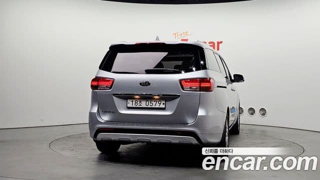 Kia All New Carnival Noblesse, 2016 4