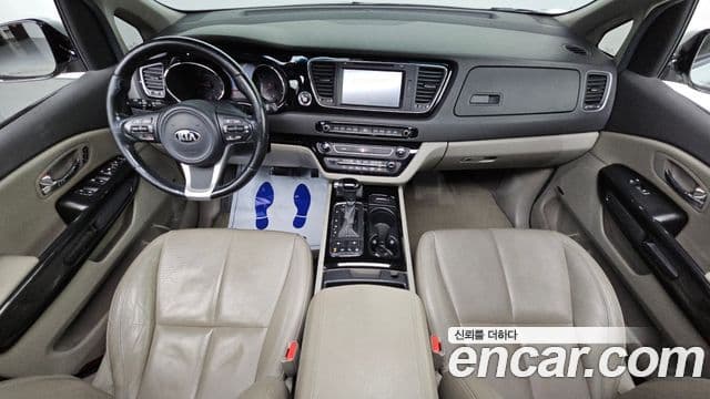 Kia All New Carnival Noblesse, 2016 7