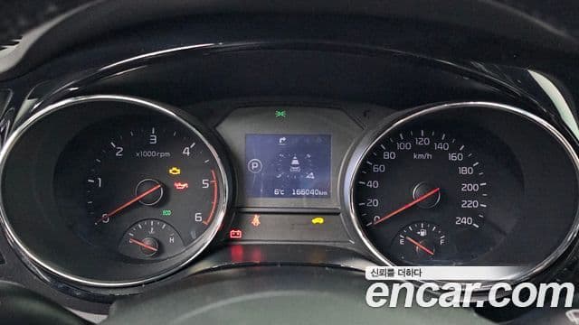 Kia All New Carnival Noblesse, 2016 8