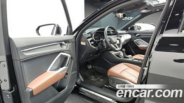 Audi Q3 (F3) Premium, 2023 11