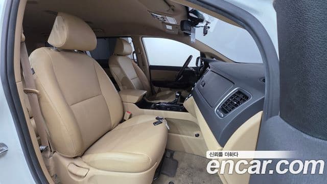 Kia All New Carnival Prestige, 2018 10