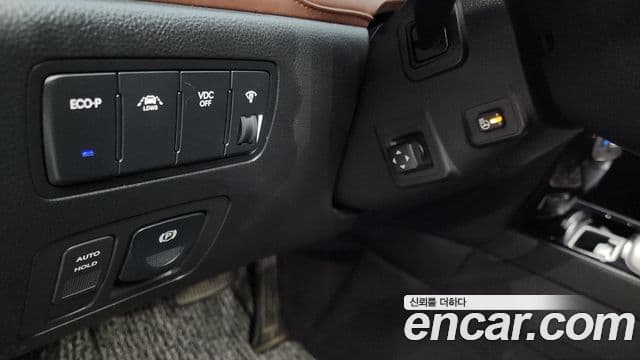 Hyundai Genesis VIP팩, 2012 17