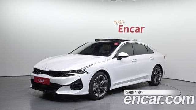 Kia K5 3세대 Signature, 2023 1