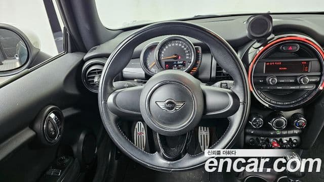 Mini Cooper 3세대, 2014 13