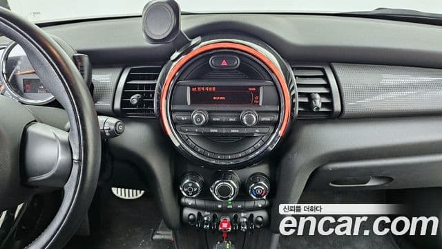 Mini Cooper 3세대, 2014 14