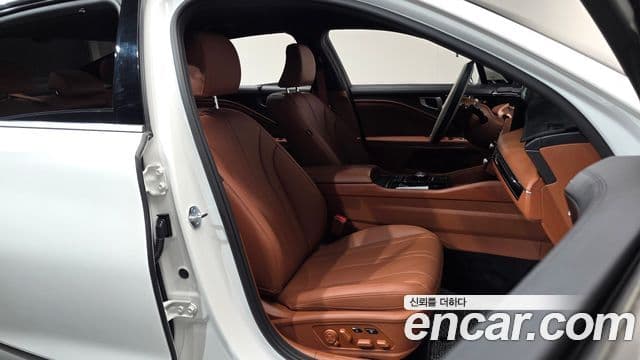 Kia The / новый New K8 гибрид Noblesse, 2026 10