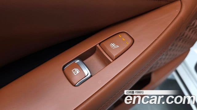 Kia The / новый New K8 гибрид Noblesse, 2026 19